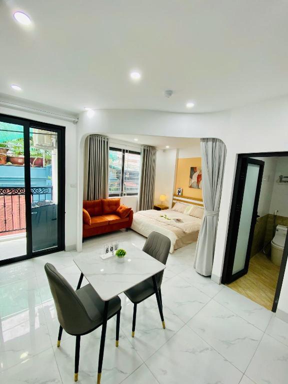 25 House 298 Ngoc Lam - Long Bien bridge – Hanoi
